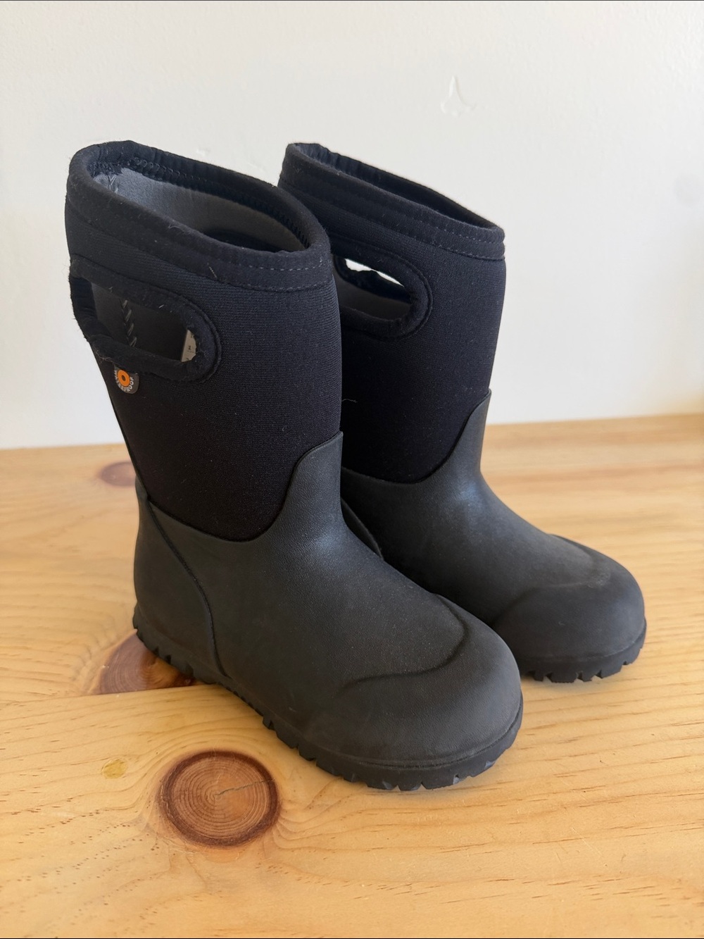 Bogs Black Insulated Boots kids 8